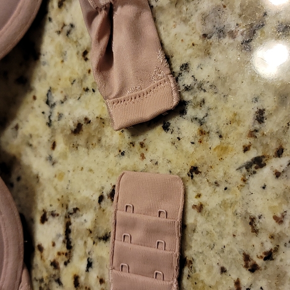 Vanity Fair Beige Extreme Ego Boost Push-Up Bra - Picture 6 of 7